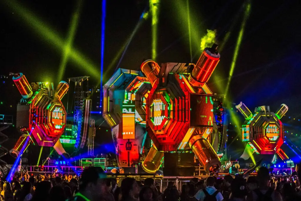 Illuminated concert stage design and scenic fabrication for festivals and live events.