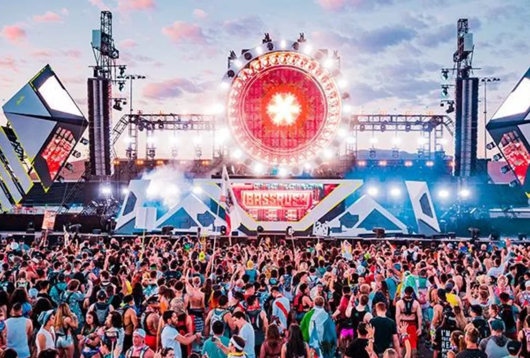 Live Event & Activation Fabrication | Custom Environments