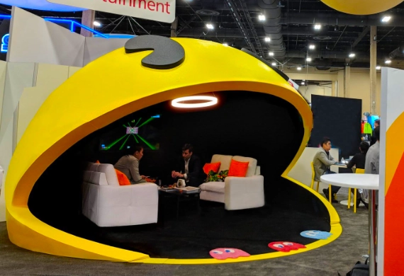 Custom Pacman Tradeshow booth with interior seating area